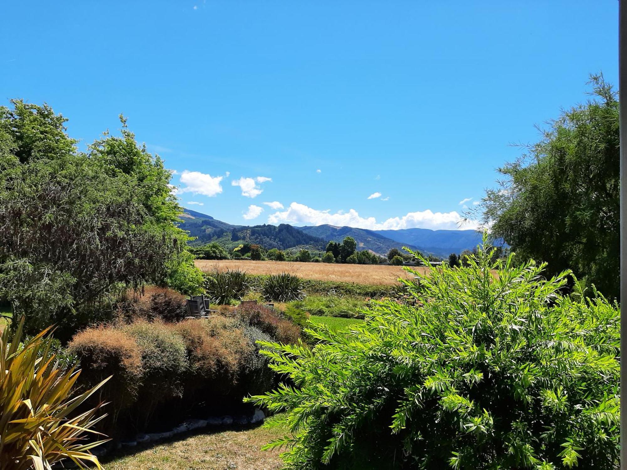 Eden'S Edge Lodge Motueka ภายนอก รูปภาพ
